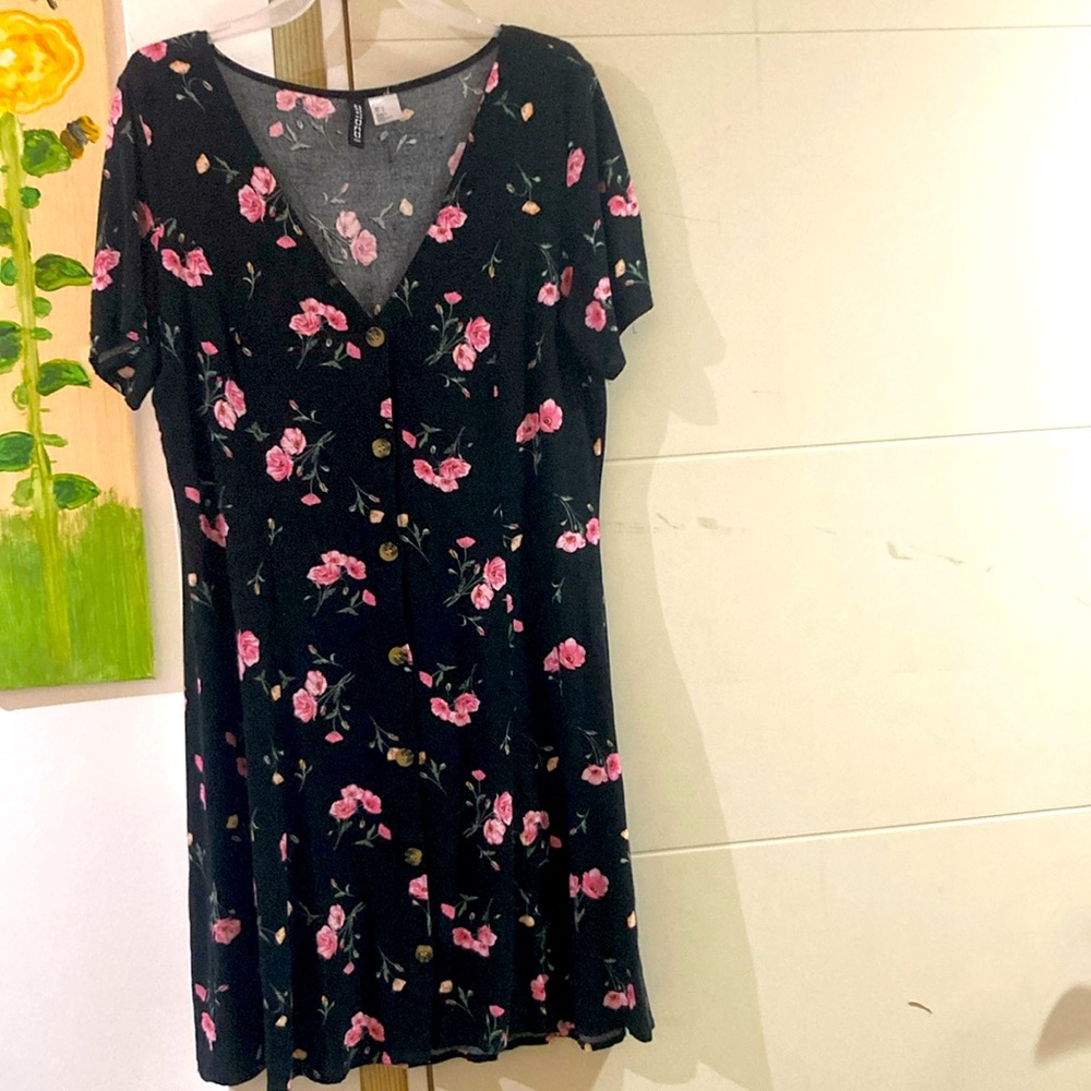 Super comfy summer floral dress